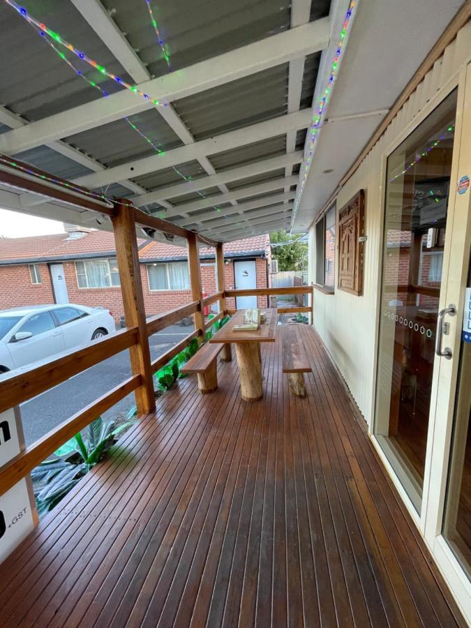 Tamworth Lodge Motel Exteriör bild
